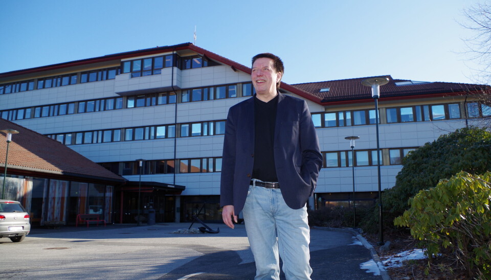 Fornøyd: - Flyktninger gir kommunen er verdiskapning vi ellers ikke ville hatt råd til, sier rådmann Steinar Nesse i Fjell kommune. Fornøyd: - Flyktninger gir kommunen er verdiskapning vi ellers ikke ville hatt råd til, sier rådmann Steinar Nesse i Fjell kommune.