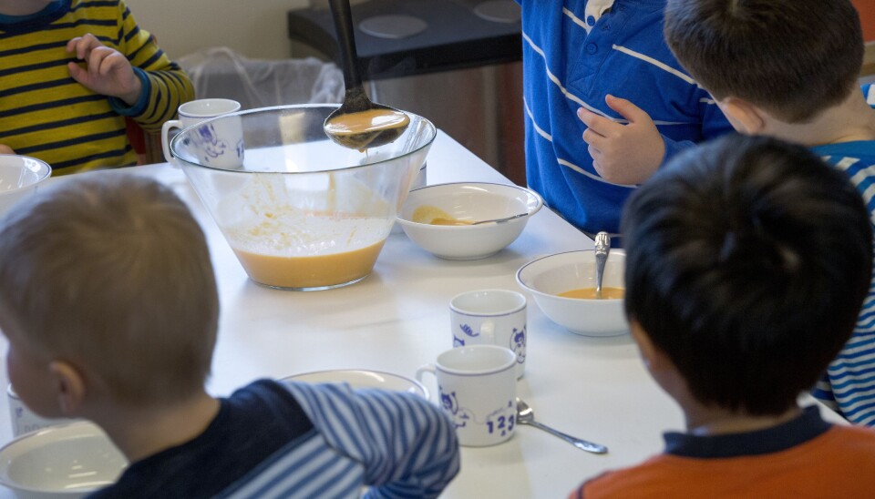 Kommentatoren finner likhetstrekk mellom morgenritualet i en barnehage og i næringslivet. Foto: Gorm Kallestad / NTB scanpix Kommentatoren finner likhetstrekk mellom morgenritualet i en barnehage og i næringslivet. Foto: Gorm Kallestad / NTB scanpix